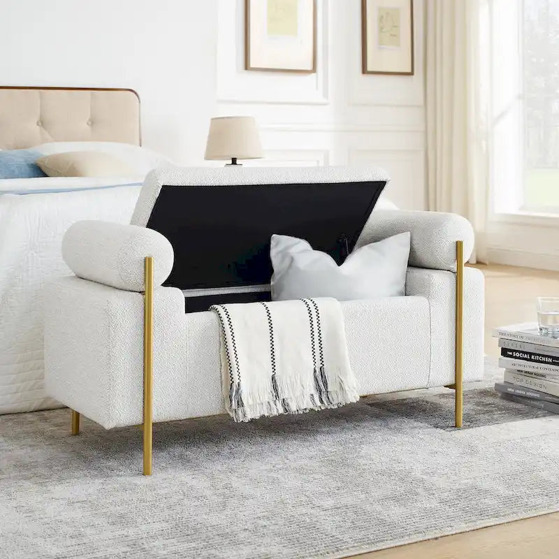 Banc de rangement élégant rembourré avec accoudoirs cylindriques et pieds en fer