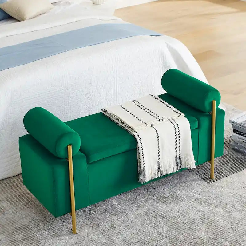 Banc de rangement élégant rembourré avec accoudoirs cylindriques et pieds en fer